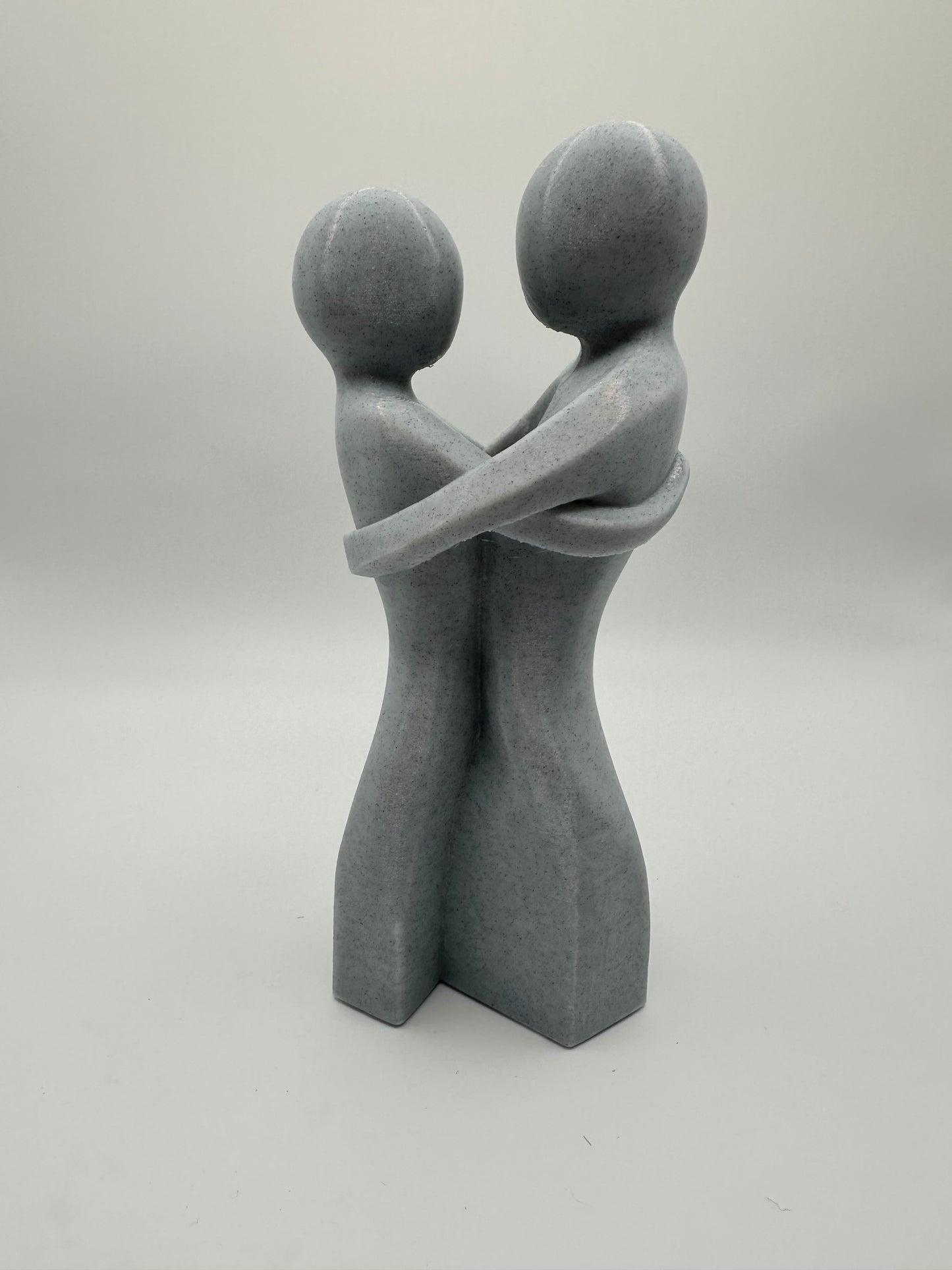Embrace Mini Vase – 3D Printed Sculpture for a Single Flower