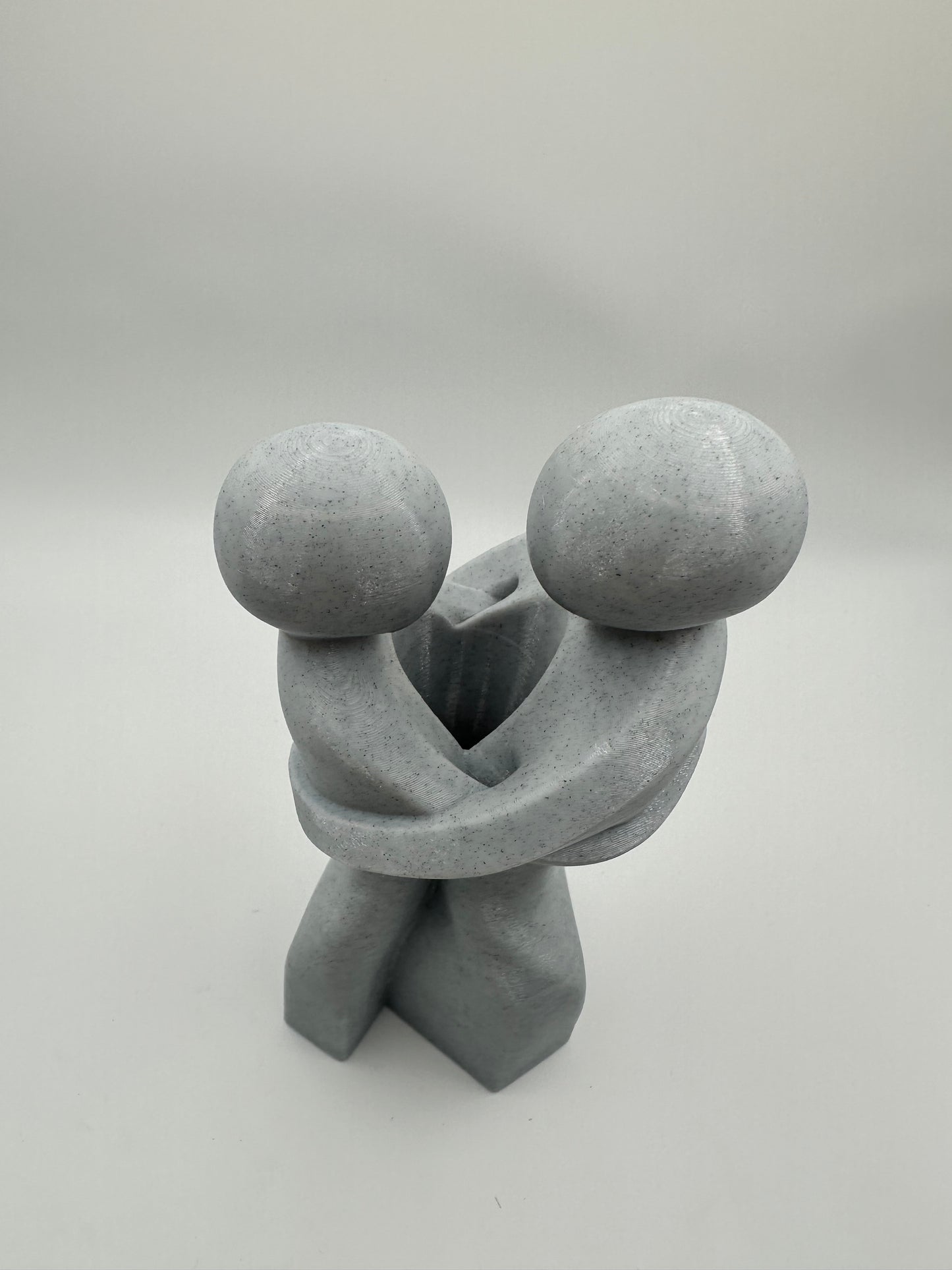 Embrace Mini Vase – 3D Printed Sculpture for a Single Flower