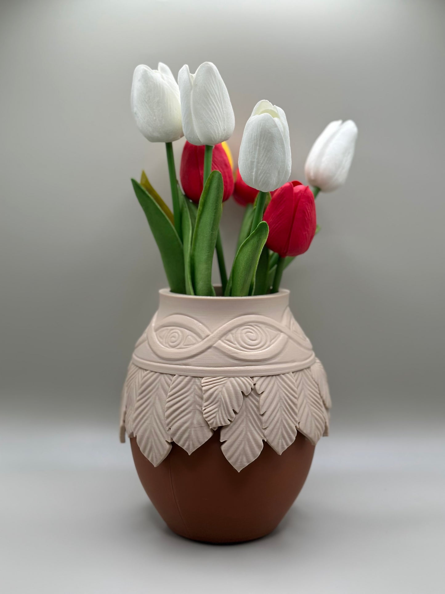 Prairie Crown Vase