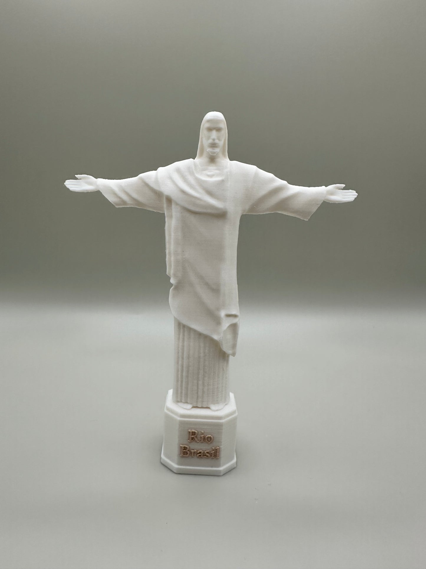 Brazil’s iconic Christ the Redeemer monument as a desk decor piece