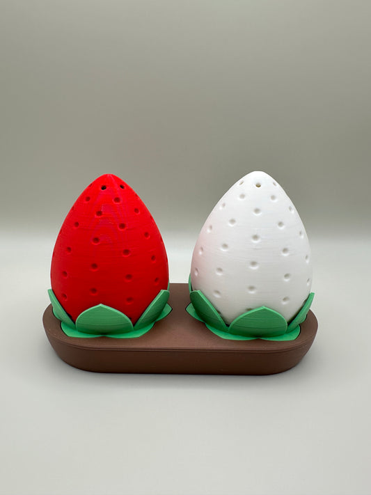 Saltberries – 3D Printed Strawberry Salt & Pepper Shaker Set
