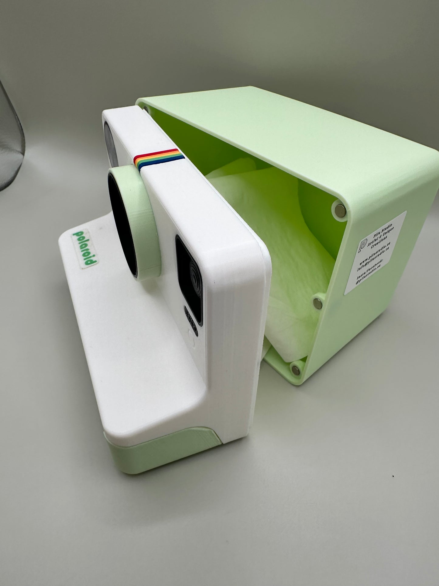 Polaroid Tissue Box – Retro 3D Printed Home Accent