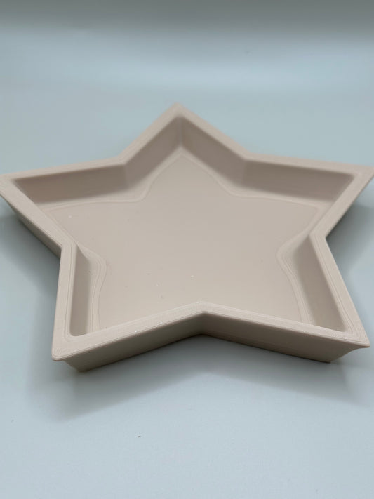 3D printed star tray from Stampede Collection with glasses and pen